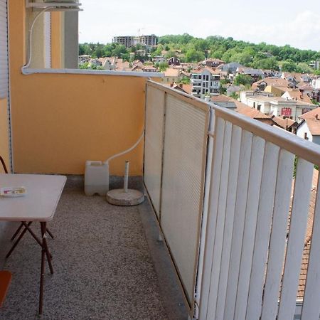 Appartamento Dvosoban Stan U Strogom Centru Kruševac Esterno foto