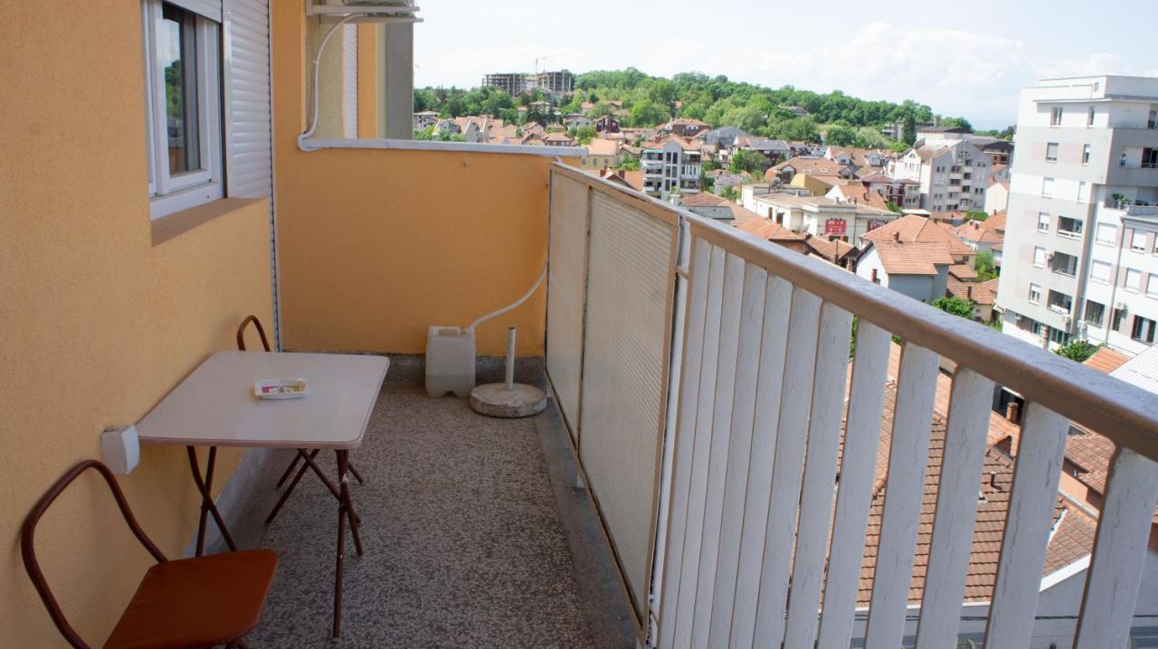 Appartamento Dvosoban Stan U Strogom Centru Kruševac Esterno foto